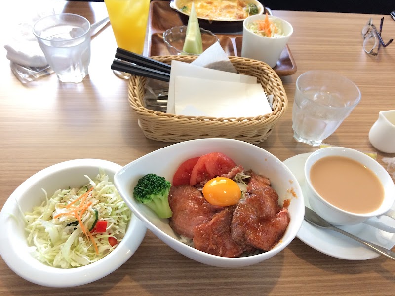 半熟とろりんチーズケーキの店 パナリ CAKE＆CAFEの写真