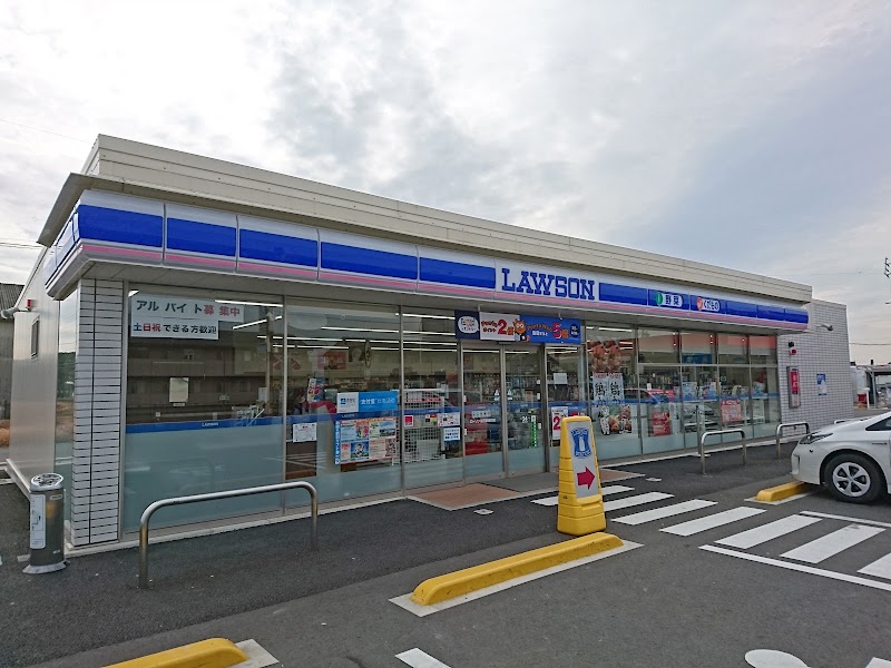 コンビニRVパーク ローソン湖西新居町（こさいあらいちょう）店の写真