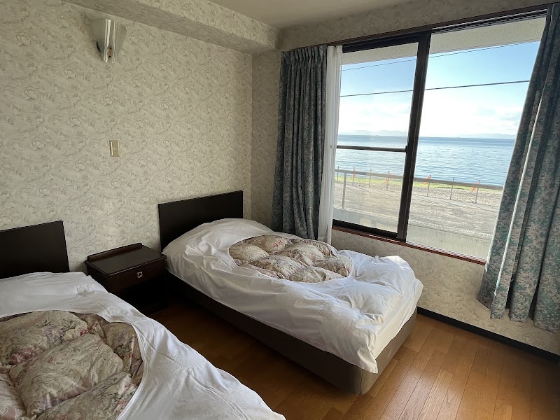 坂井温泉 湯本館（海辺のグランピング）の写真