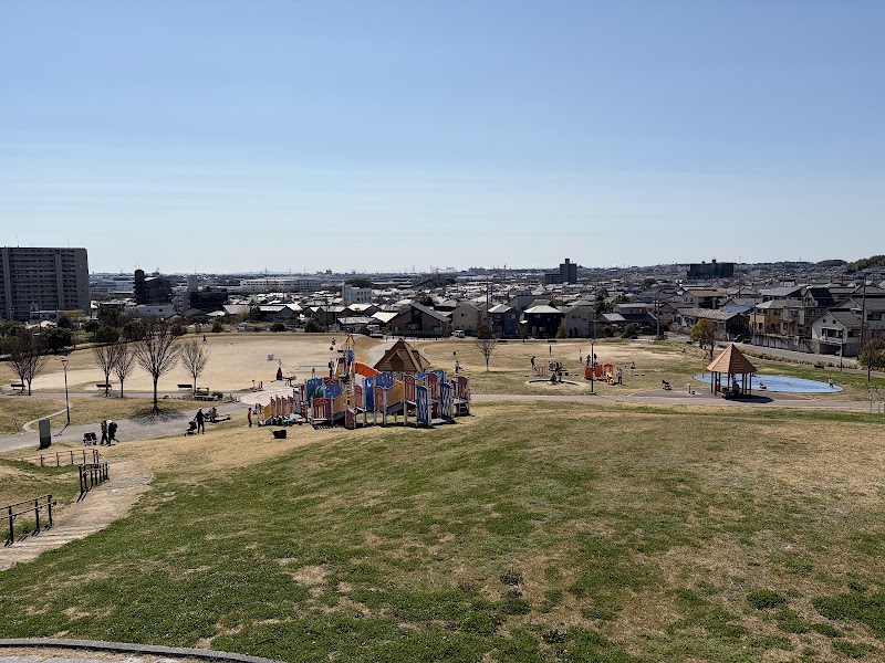 トーエイ三丁公園の写真